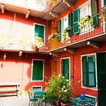 Arcobaleno Πανσιόν 3*